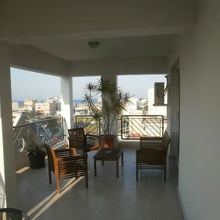 Appartamento Alora Larnaca