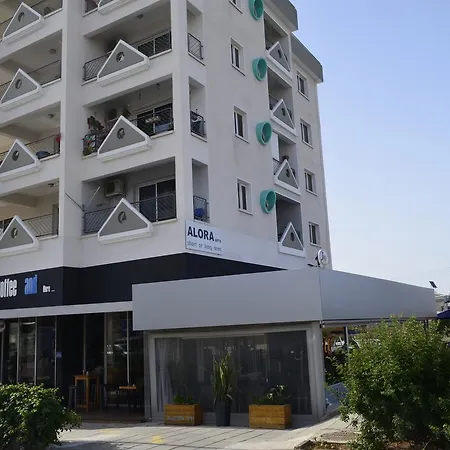 Alora * Λάρνακα